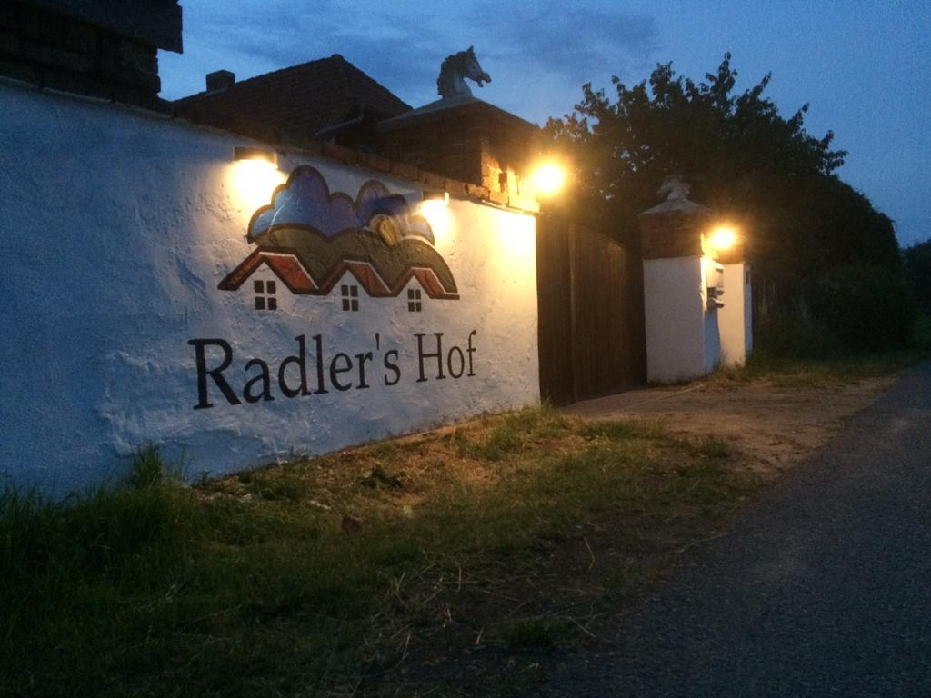 Radler'S Hof Hotel Letschin Exterior photo